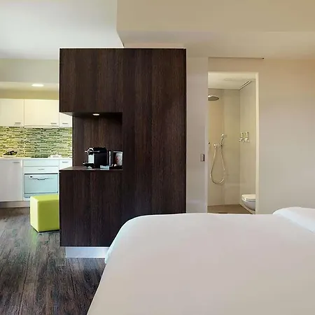 Western Airport Frankfurt 3*