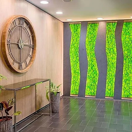 Western Airport Frankfurt Hotel 3*