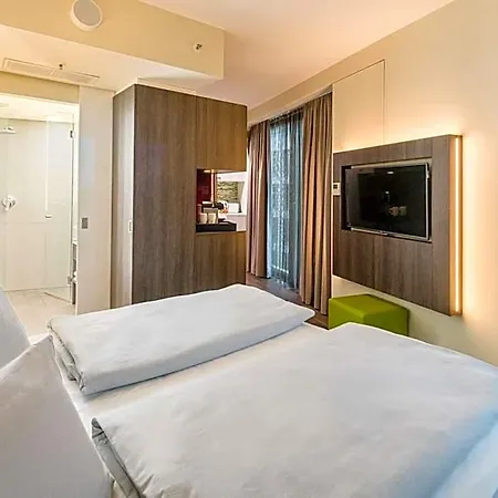 Western Airport Frankfurt Hotel
