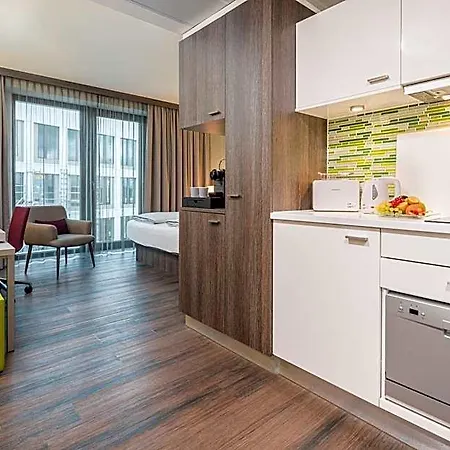 Western Airport Frankfurt Hotel 3*