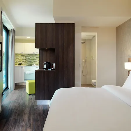 Western Airport Frankfurt 3*