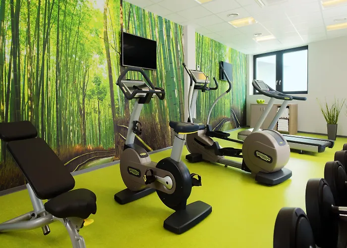 Western Airport Frankfurt 3*