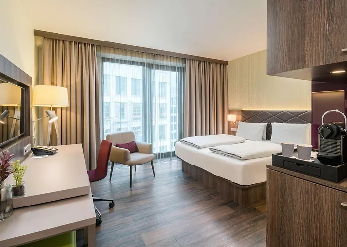 Western Airport Frankfurt 3*